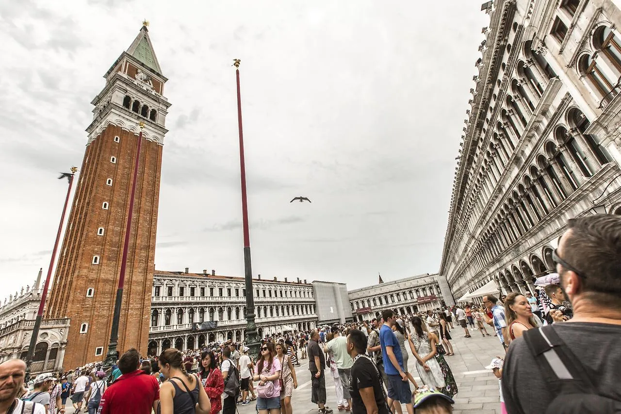 Arsenale Design Apartment R&R Venise Italie